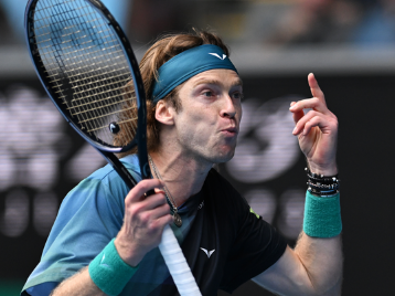 牌与体育情 牌与体育情